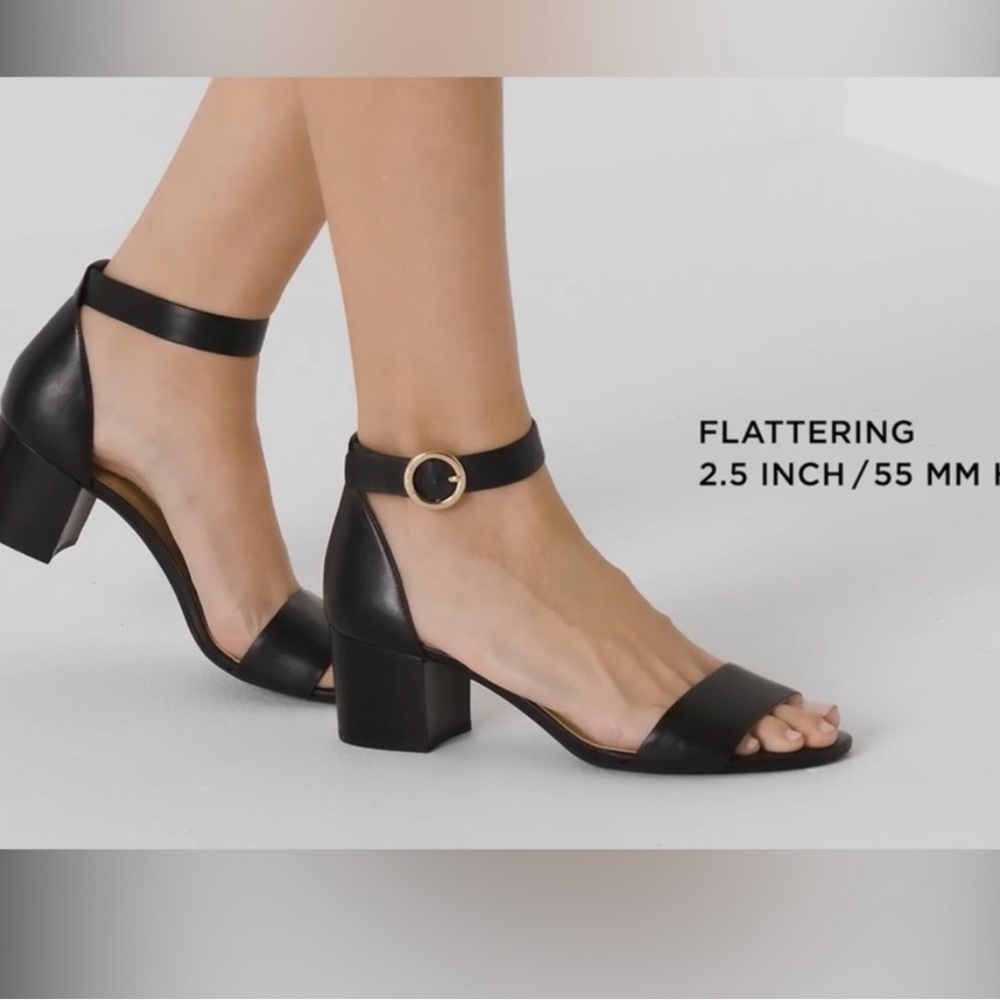 Michael Kors black leather block heel! With gold buckle! ✨